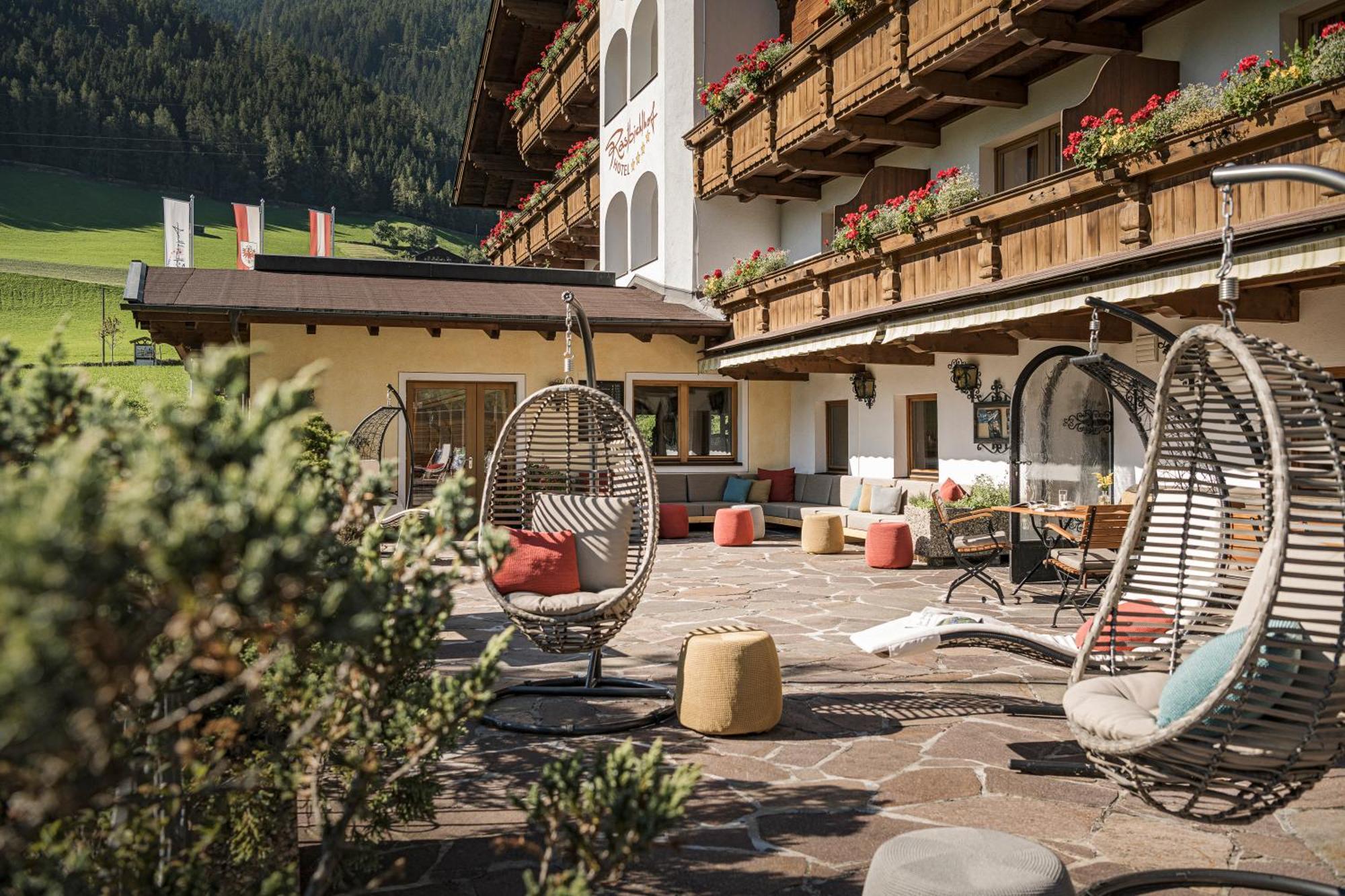 Biohotel Rastbichlhof Neustift im Stubaital Exterior photo