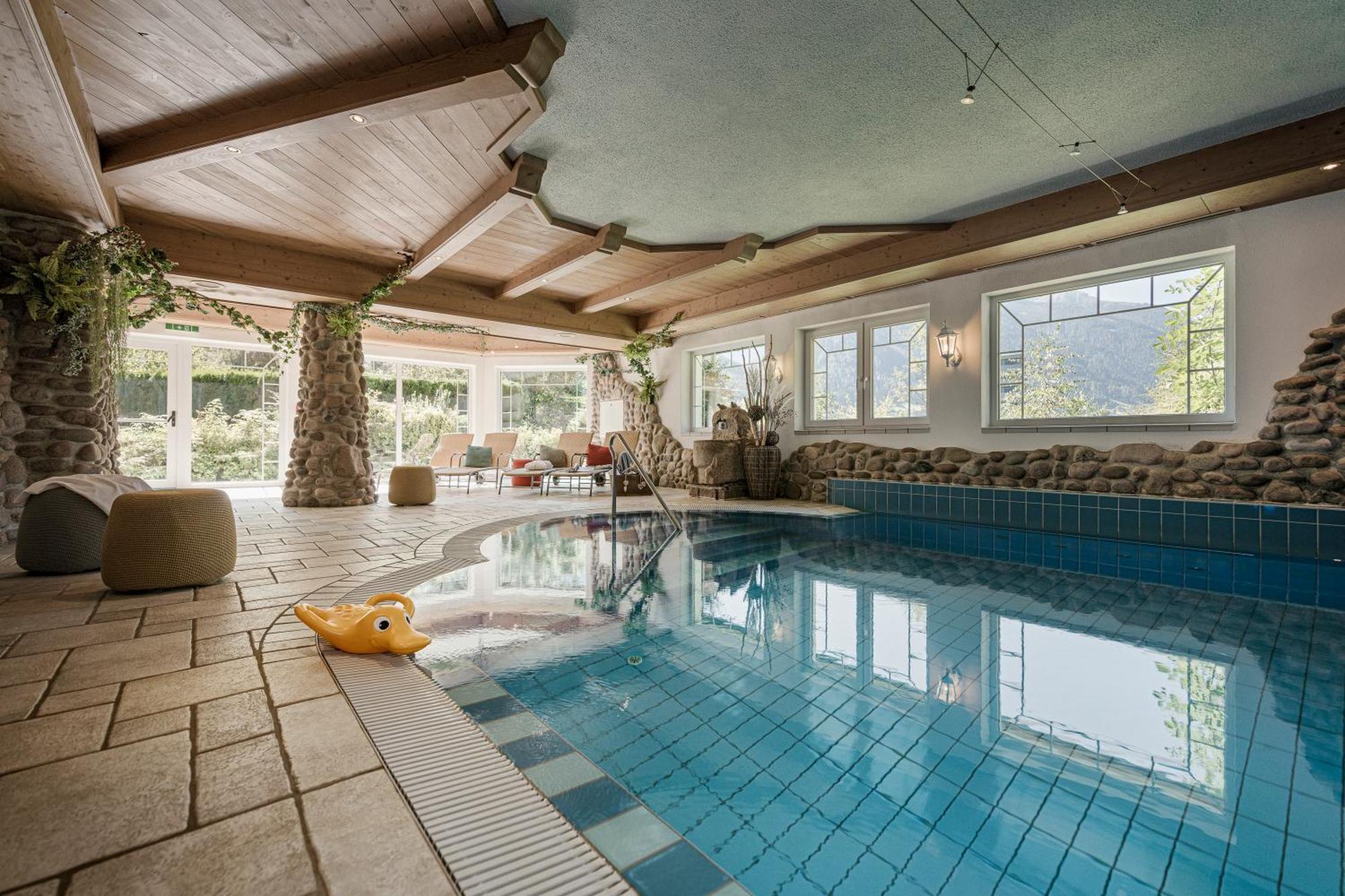 Biohotel Rastbichlhof Neustift im Stubaital Exterior photo